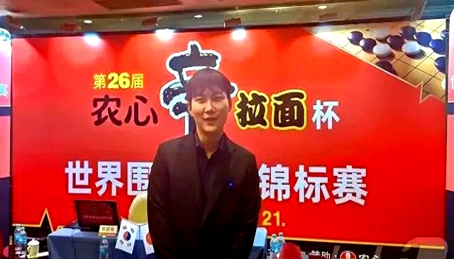 高手对决一触即发谁能笑到最后